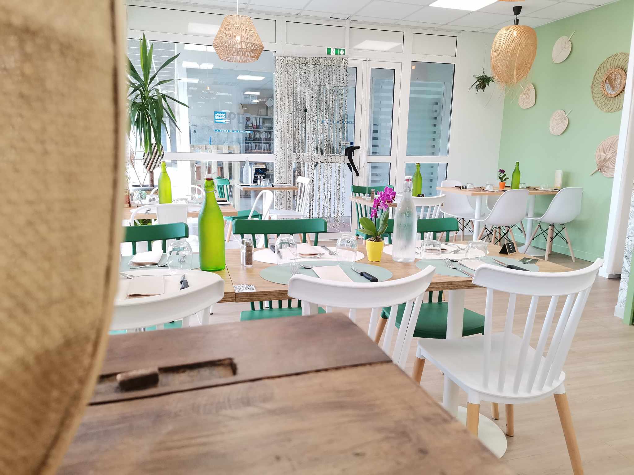 Salle pétillante te cocooning - L'Emportée